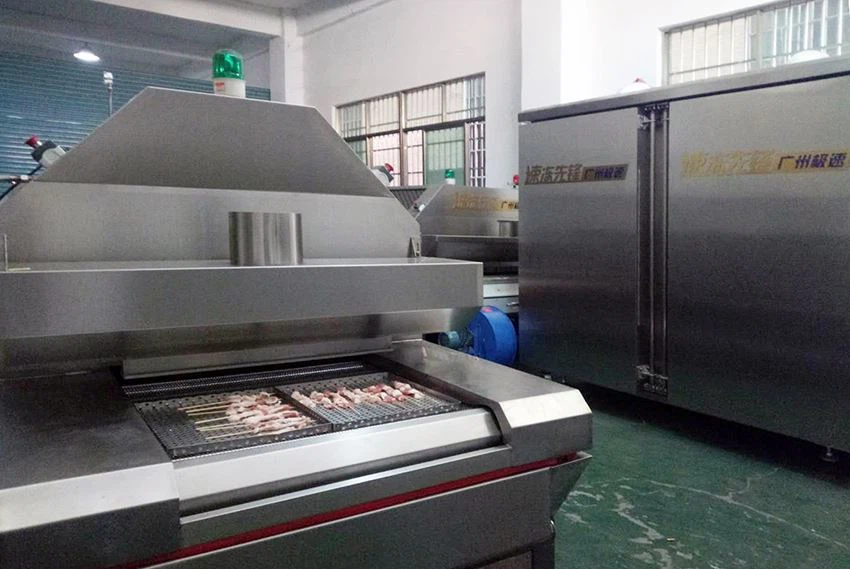 Liquid nitrogen tunnel freezer for meat